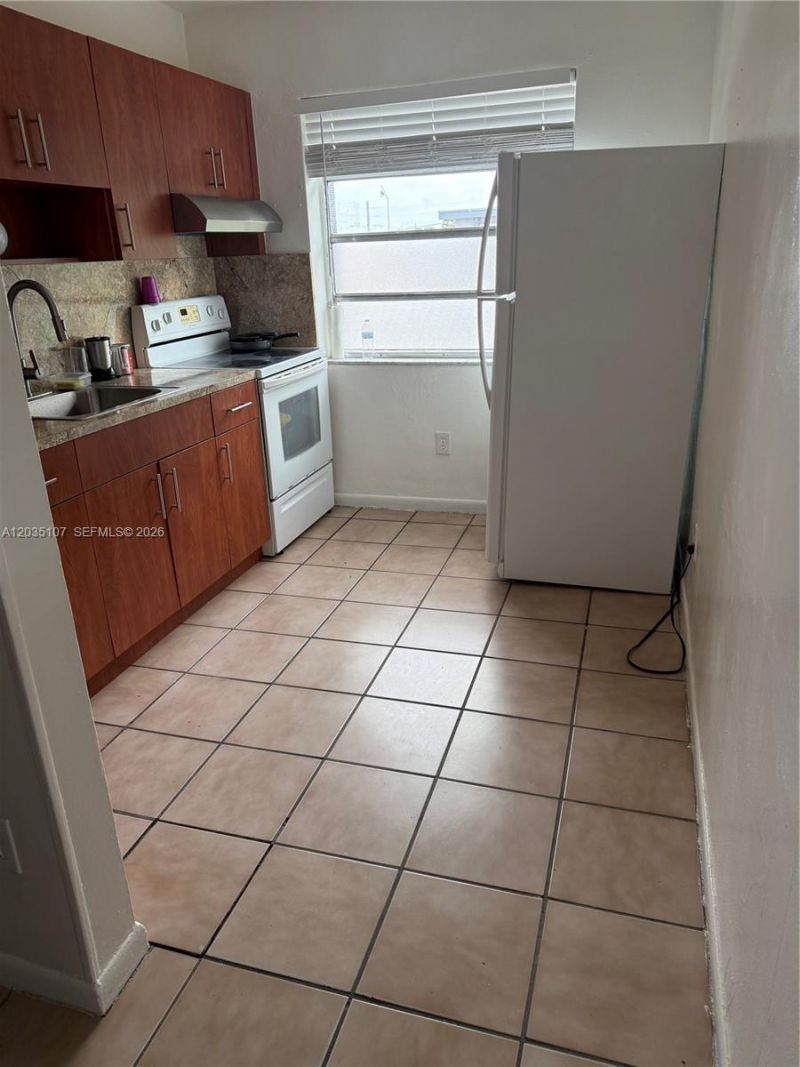 166 W 8th St , Unit 3, Hialeah, FL 33010 Photo