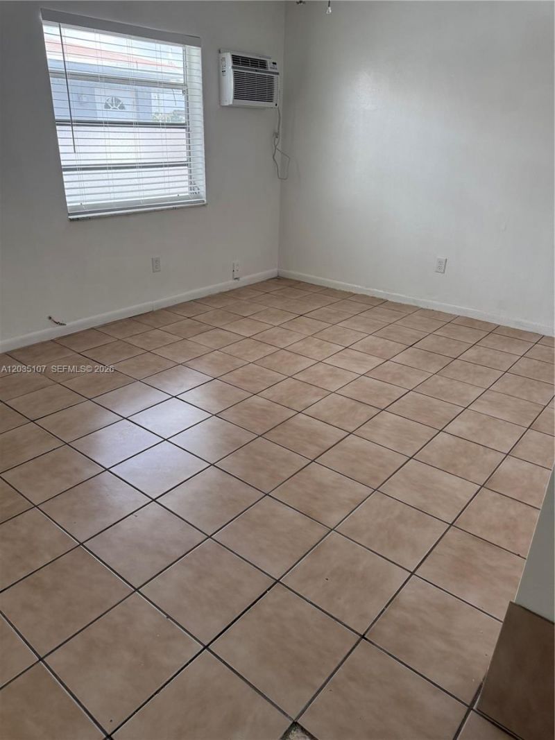 166 W 8th St , Unit 3, Hialeah, FL 33010 Photo