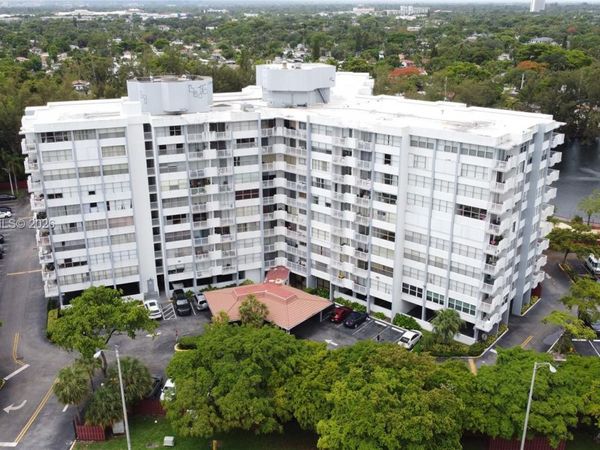 1300 NE Miami Gardens Dr , Unit 308E, Miami, FL 33179