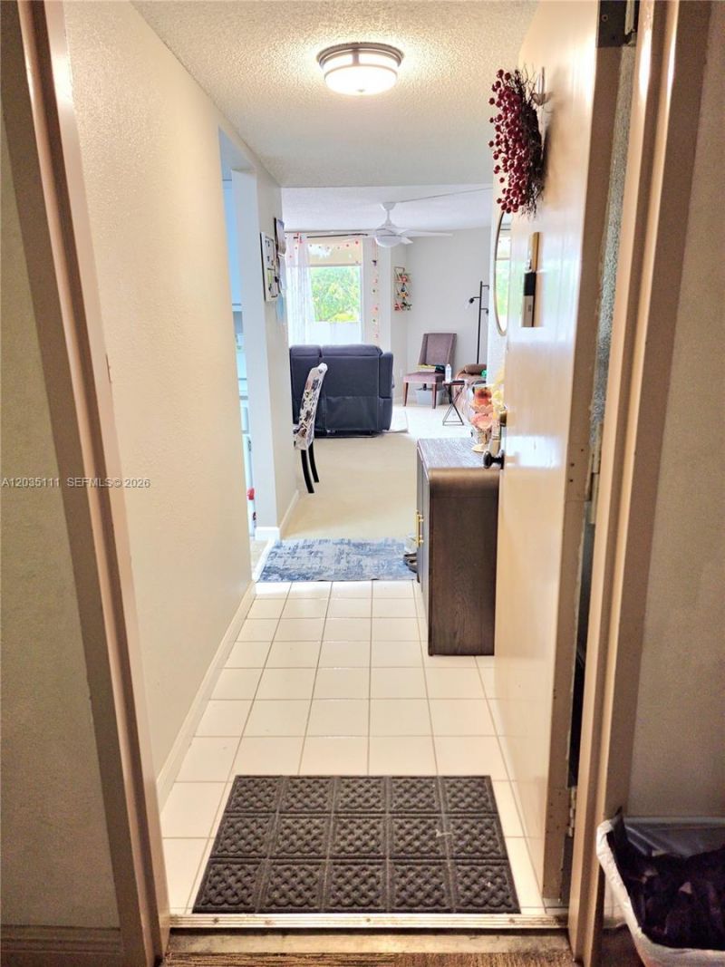 1300 NE Miami Gardens Dr , Unit 308E, Miami, FL 33179 Photo
