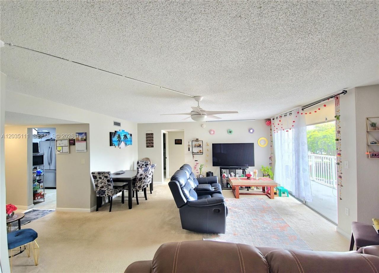1300 NE Miami Gardens Dr , Unit 308E, Miami, FL 33179 Photo