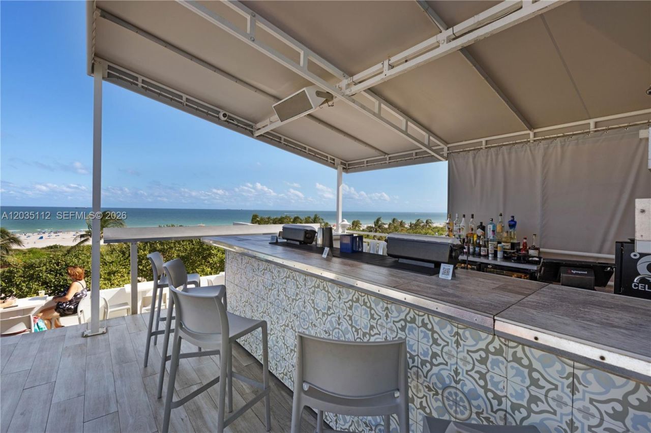 1024 Ocean Dr , Unit A402, Miami Beach, FL 33139 Photo