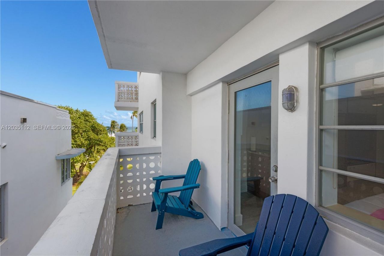 1024 Ocean Dr , Unit A402, Miami Beach, FL 33139 Photo