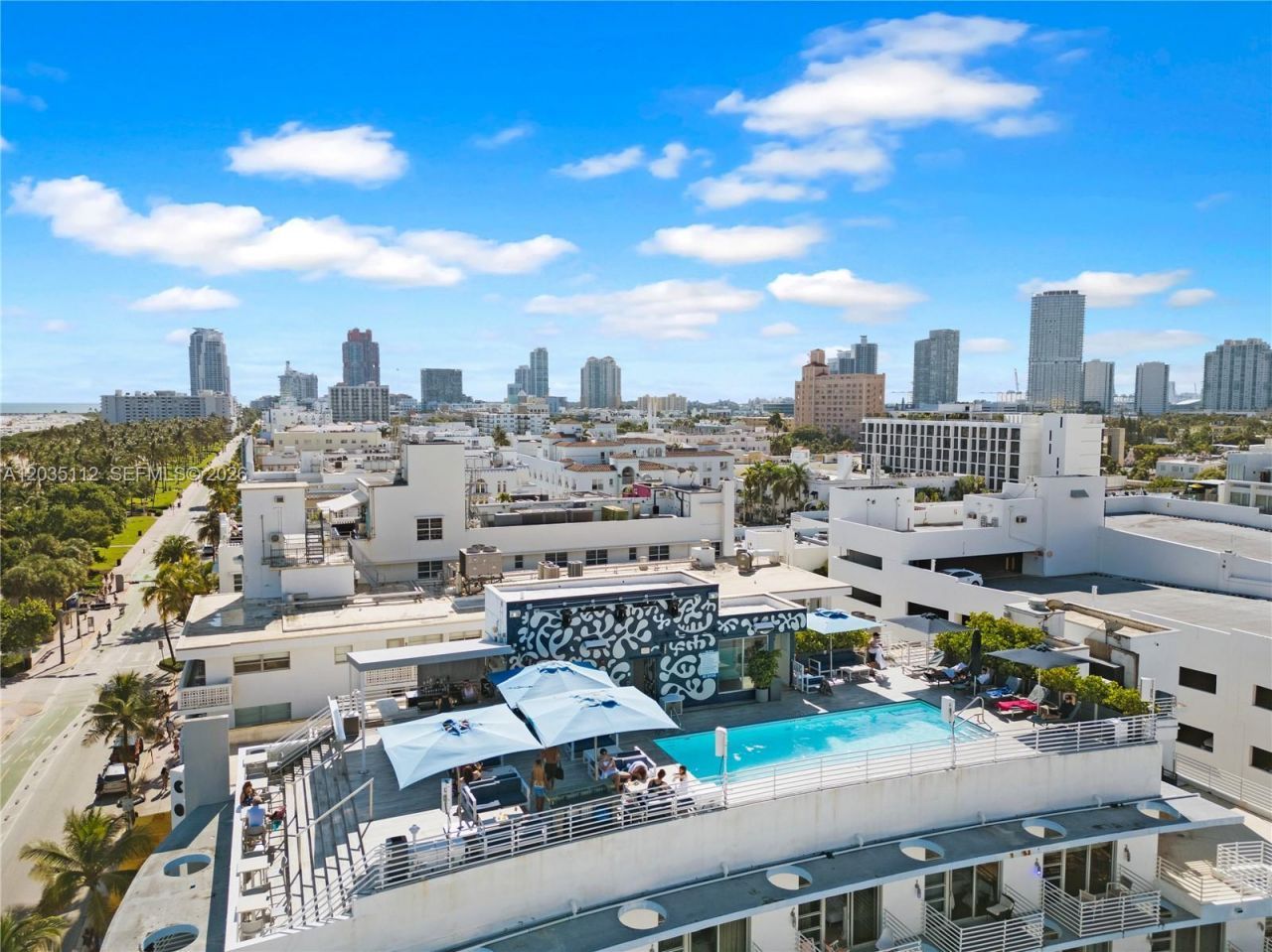1024 Ocean Dr , Unit A402, Miami Beach, FL 33139 Photo