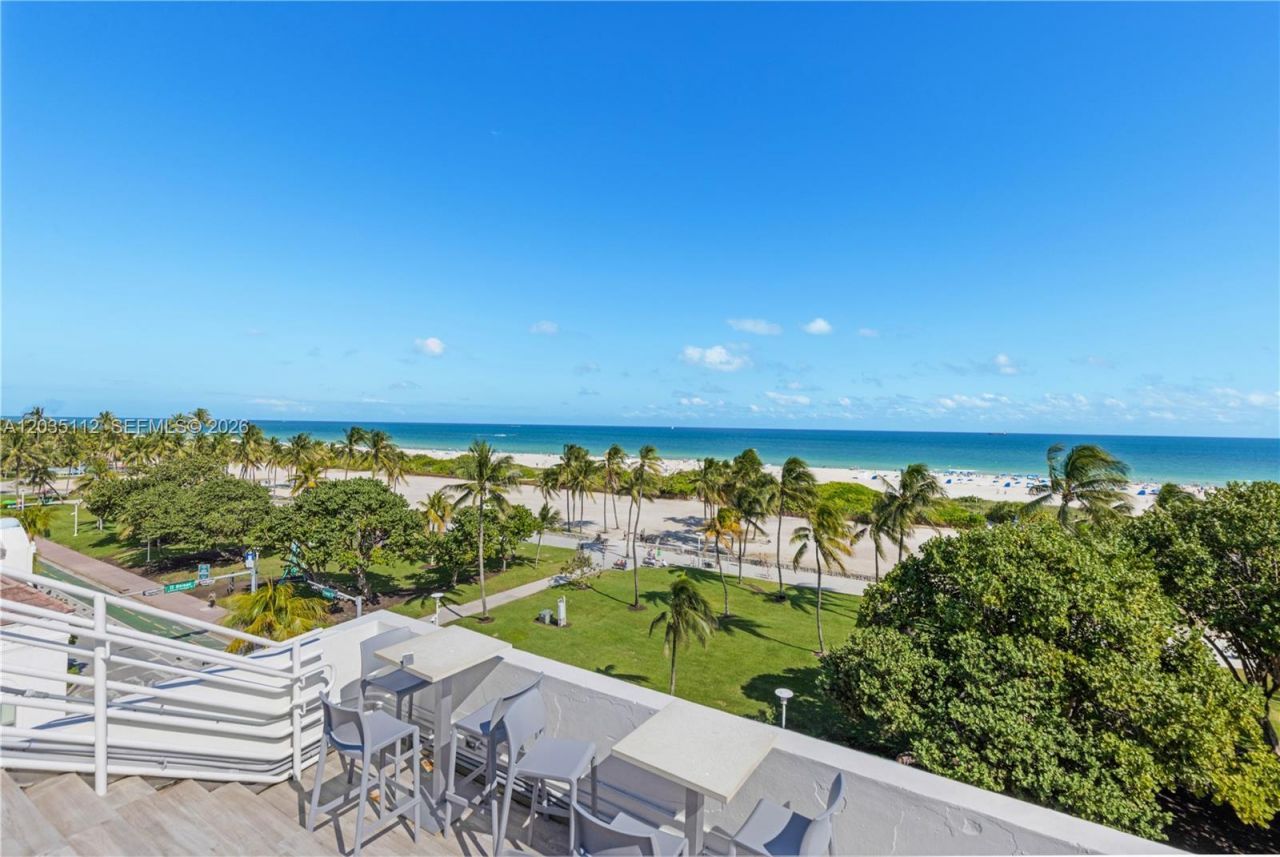 1024 Ocean Dr , Unit A402, Miami Beach, FL 33139 Photo