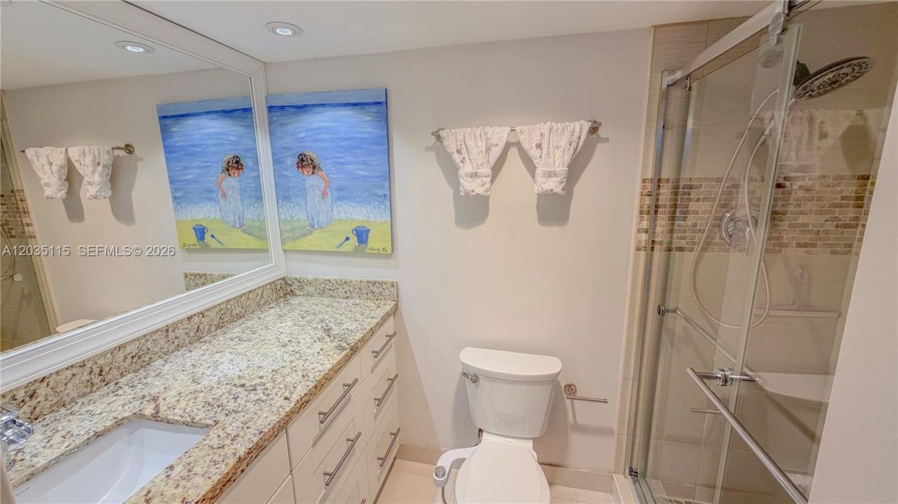 301 174 St , Unit 702, Sunny Isles Beach, FL 33160 Photo