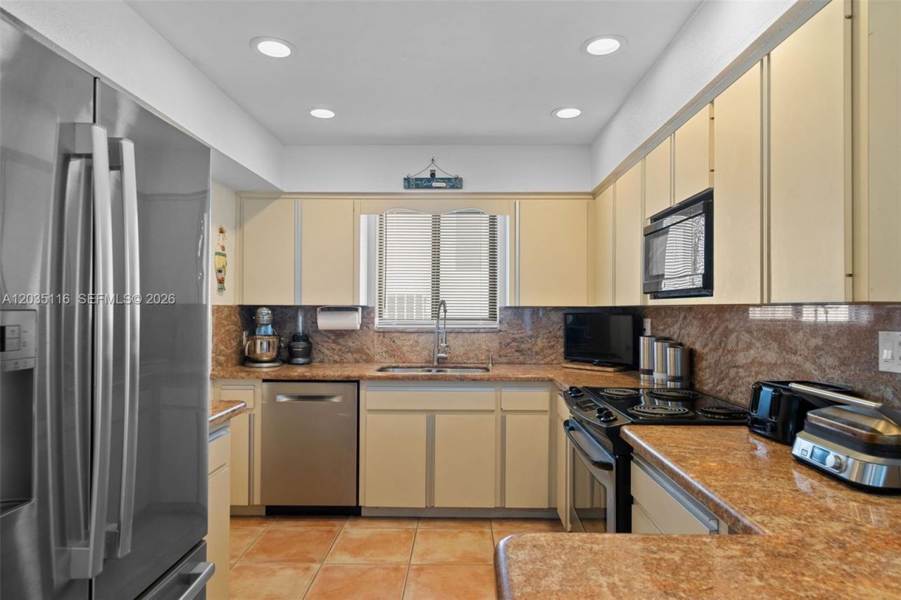 2447 SE 15th St , Pompano Beach, FL 33062 Photo