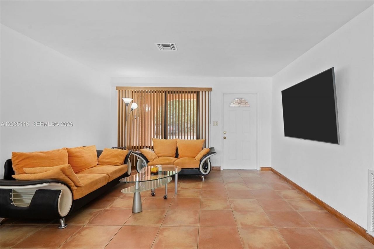 2447 SE 15th St , Pompano Beach, FL 33062 Photo