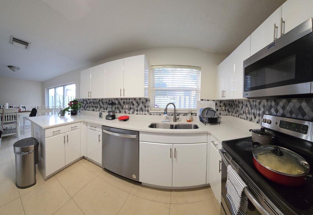 17163 NW 23rd St, Unit 17163, Pembroke Pines, FL 33028 Photo