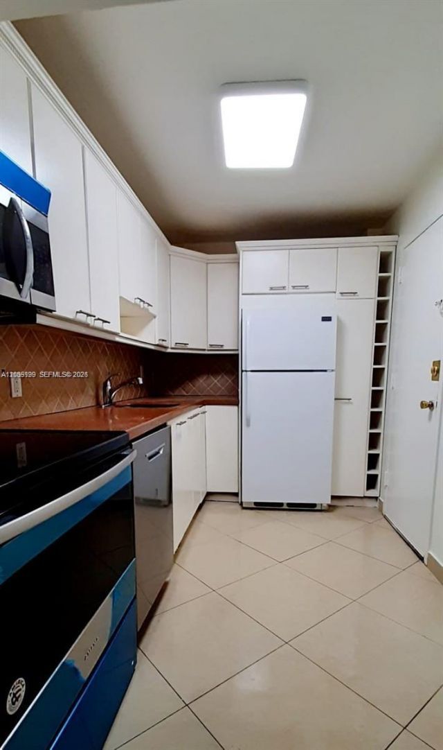 1251 NE 108th St , Unit 423, Miami, FL 33161 Photo