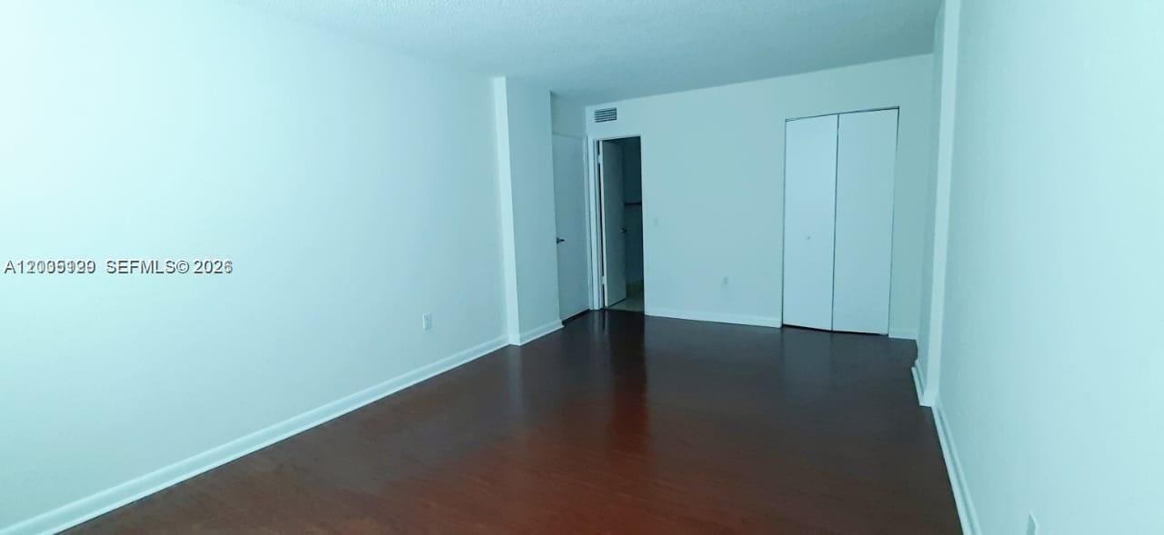 1251 NE 108th St , Unit 423, Miami, FL 33161 Photo