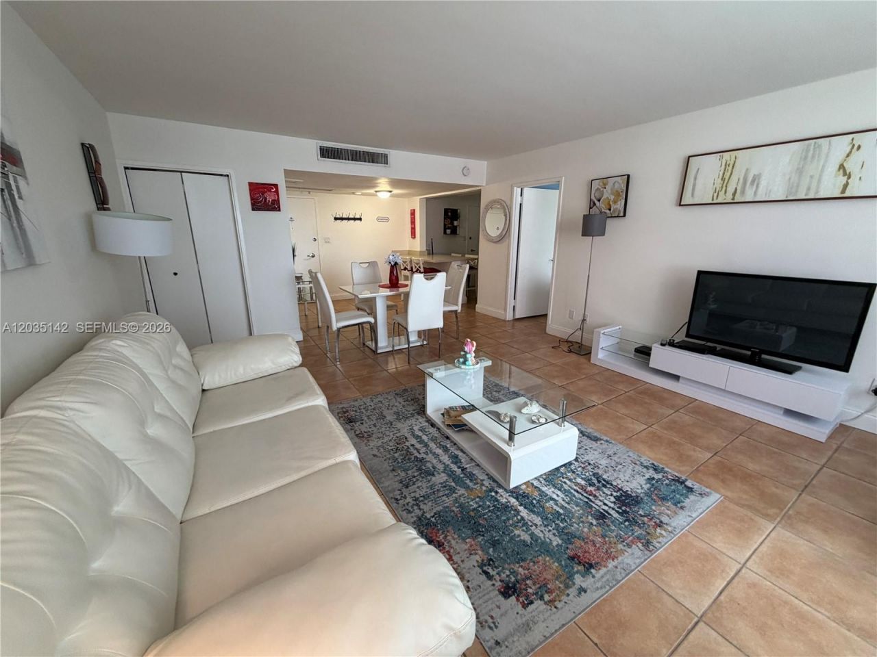 5161 Collins Ave , Unit 310, Miami Beach, FL 33140 Photo