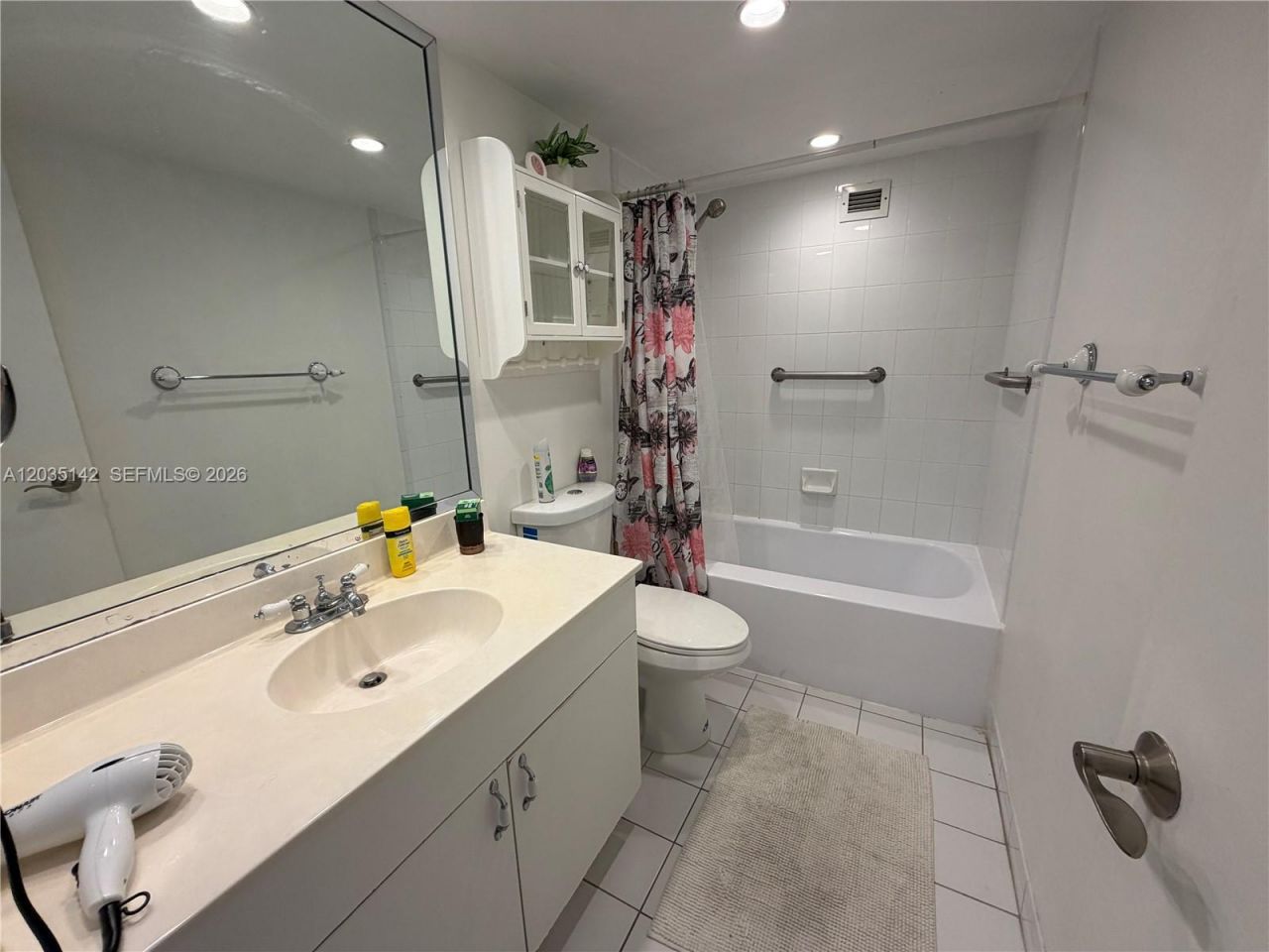 5161 Collins Ave , Unit 310, Miami Beach, FL 33140 Photo