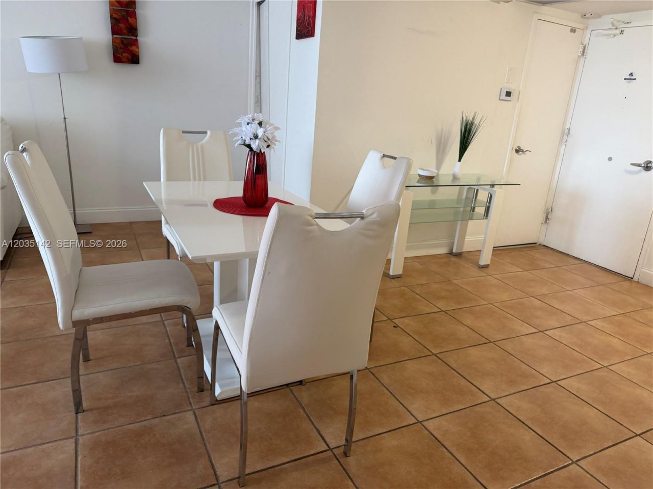 5161 Collins Ave , Unit 310, Miami Beach, FL 33140 Photo