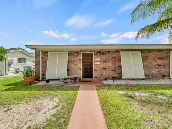 9982 SW 196th St , Cutler Bay, FL 33157