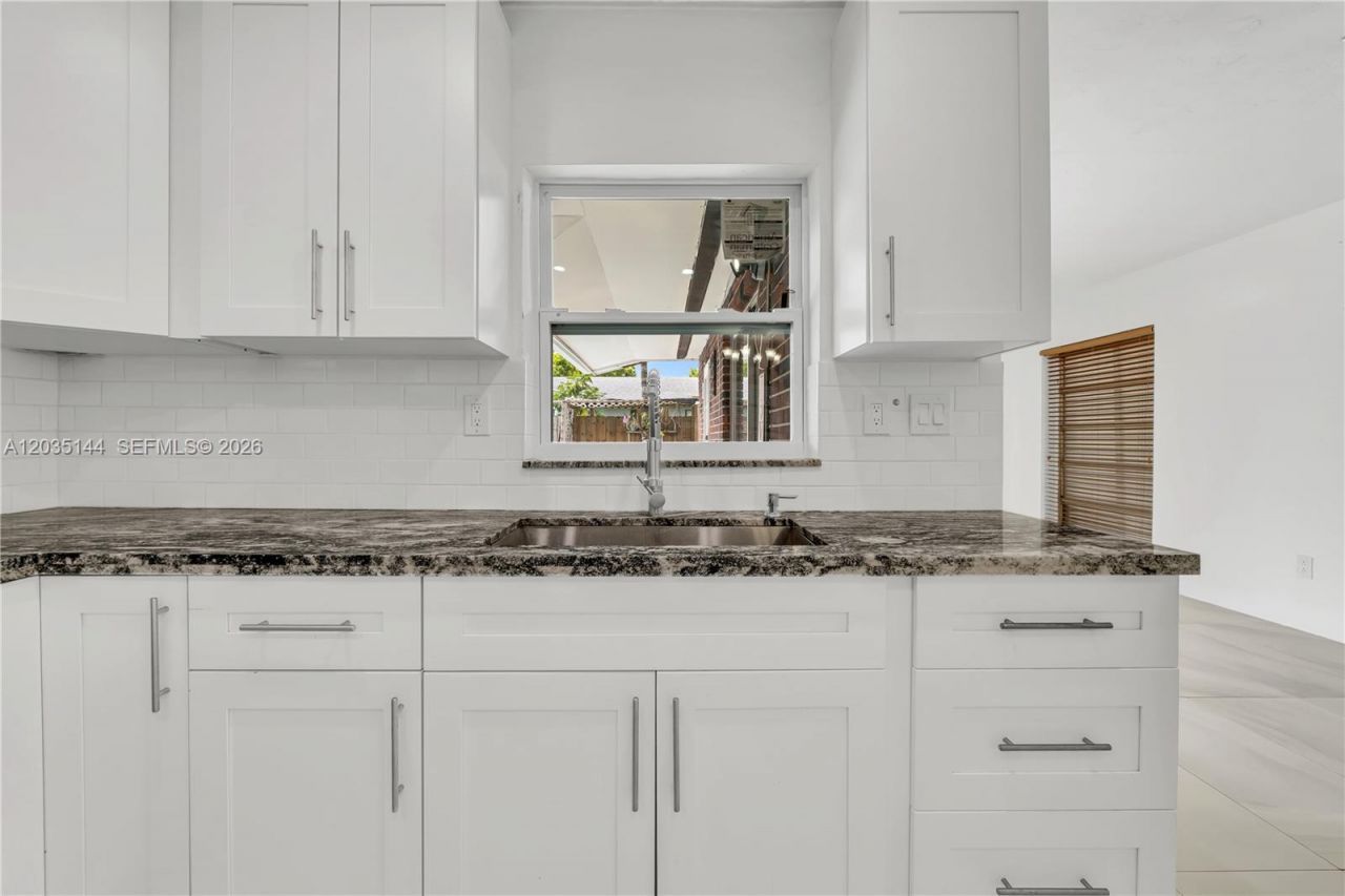 9982 SW 196th St , Cutler Bay, FL 33157 Photo