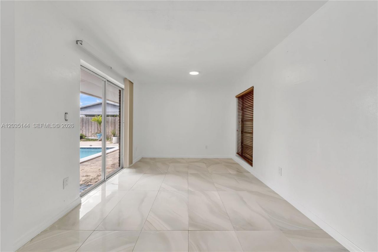 9982 SW 196th St , Cutler Bay, FL 33157 Photo