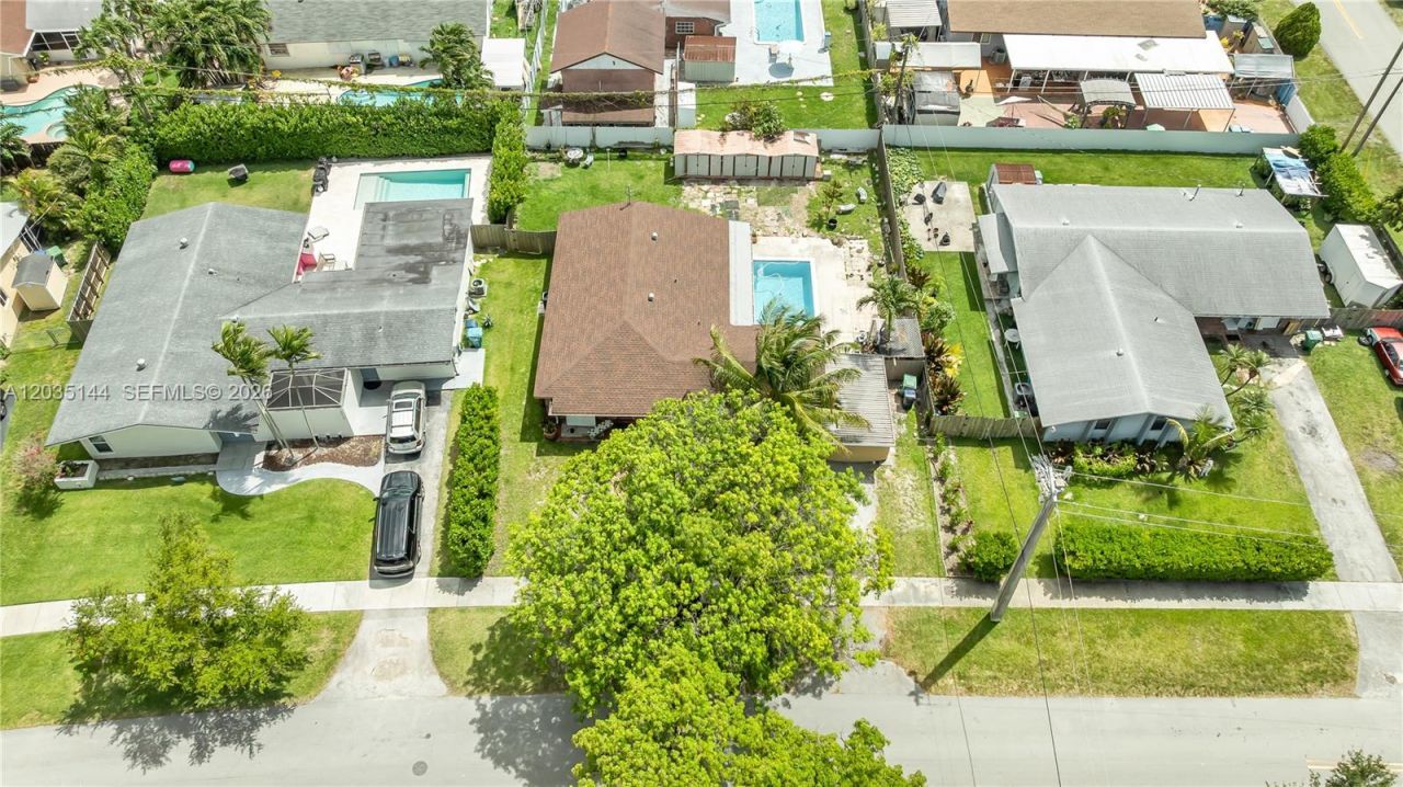 9982 SW 196th St , Cutler Bay, FL 33157 Photo