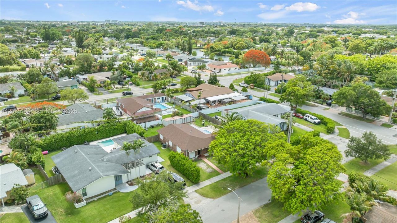 9982 SW 196th St , Cutler Bay, FL 33157 Photo