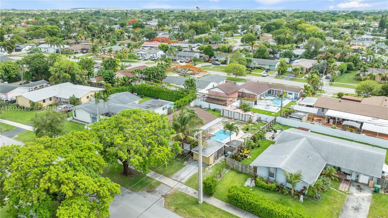 9982 SW 196th St , Cutler Bay, FL 33157 Photo