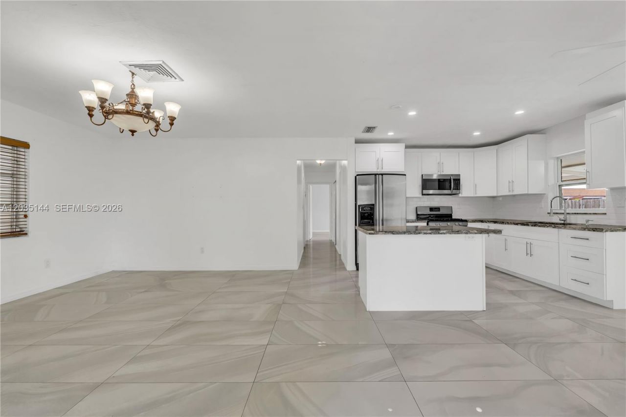 9982 SW 196th St , Cutler Bay, FL 33157 Photo