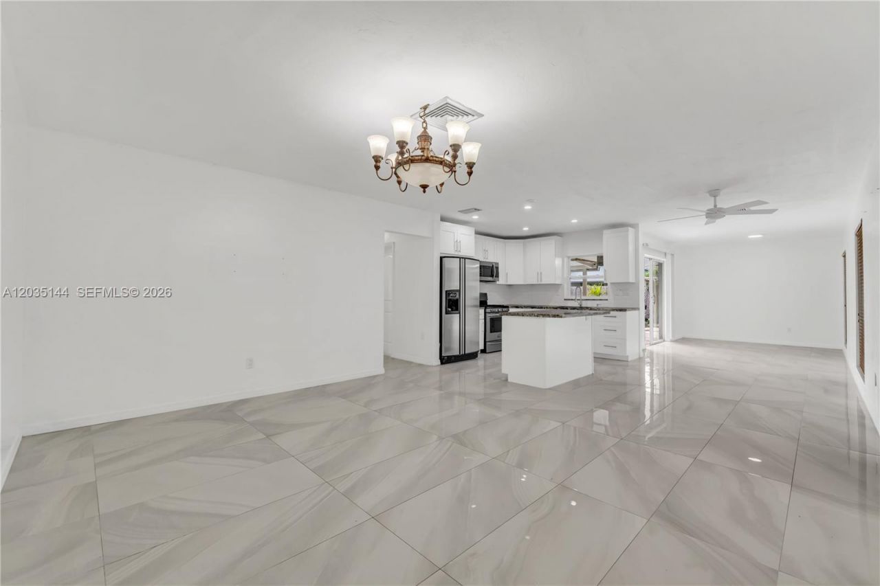 9982 SW 196th St , Cutler Bay, FL 33157 Photo