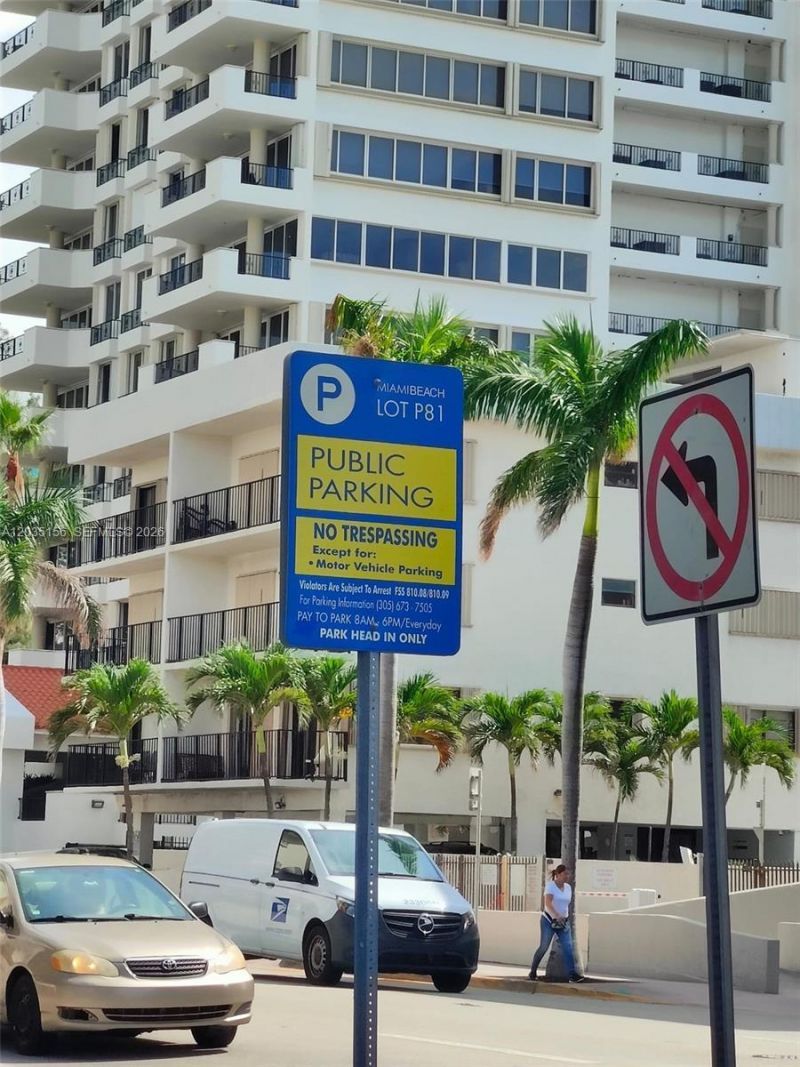 6345 Collins Ave , Unit 830, Miami Beach, FL 33141 Photo