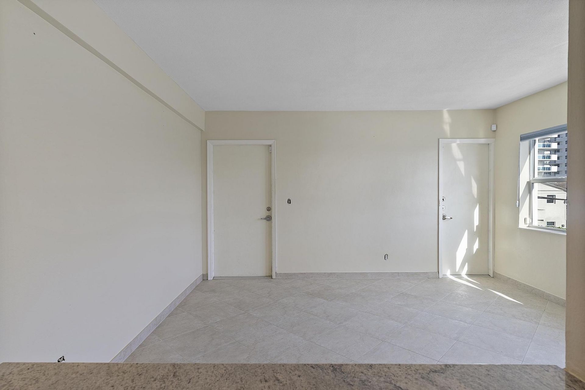 1801 S Surf Road, Unit 2a, Hollywood, FL 33019 Photo