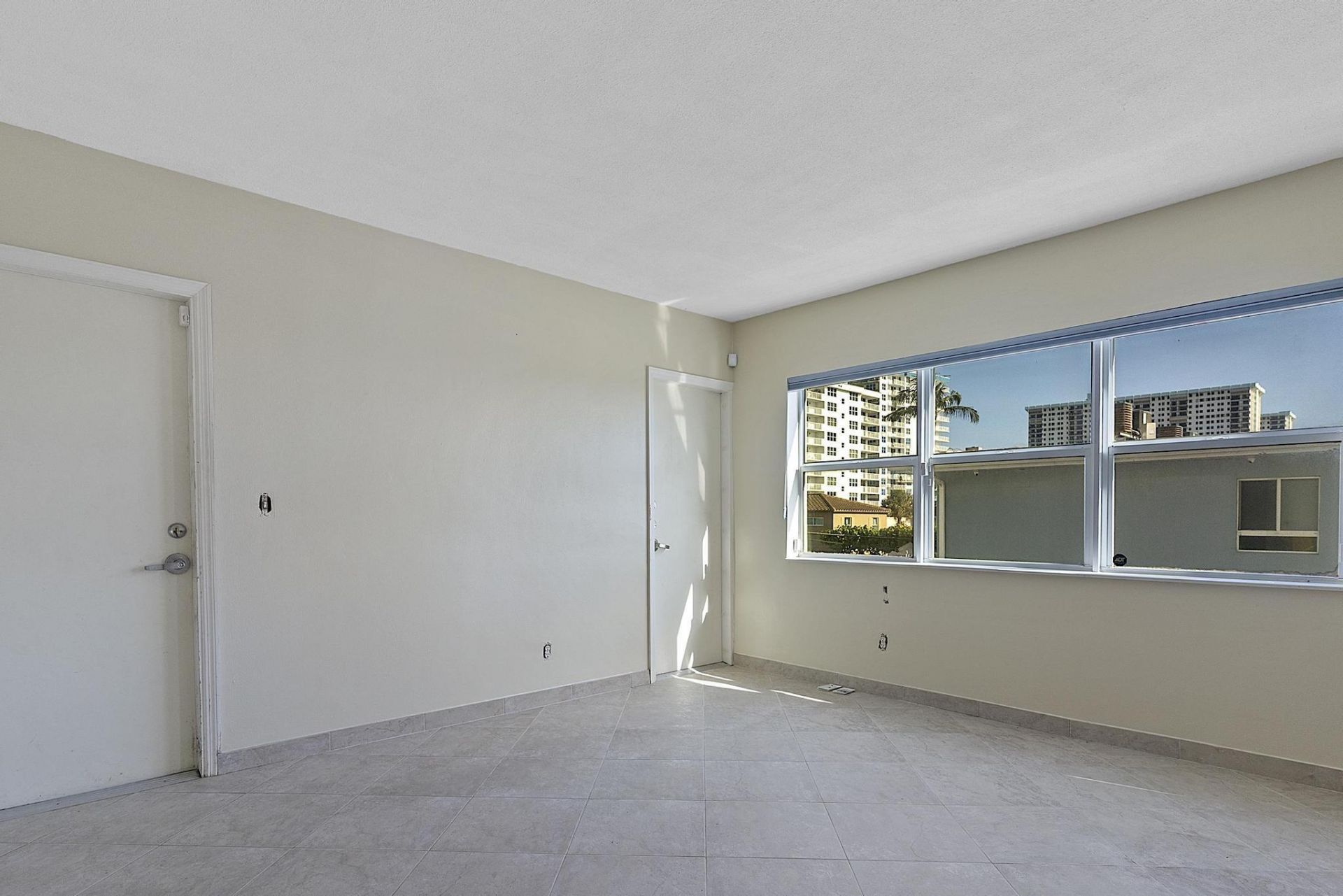 1801 S Surf Road, Unit 2a, Hollywood, FL 33019 Photo