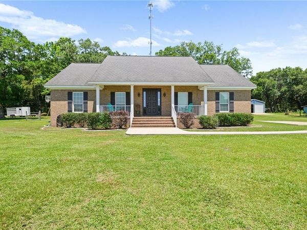 6141 Ranch Road E, Grand Bay, AL 36541