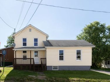 5 Canal Street, Auburn, NY 13021