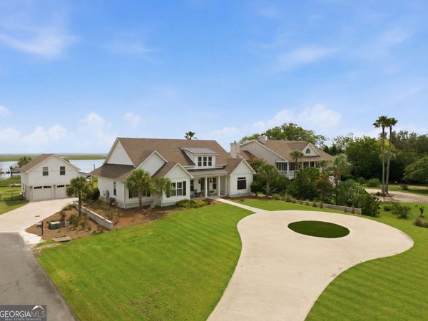 102 Talahi Island Lane, Brunswick, GA 31520