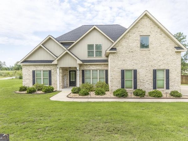 241 Lannington Drive, Lizella, GA 31052