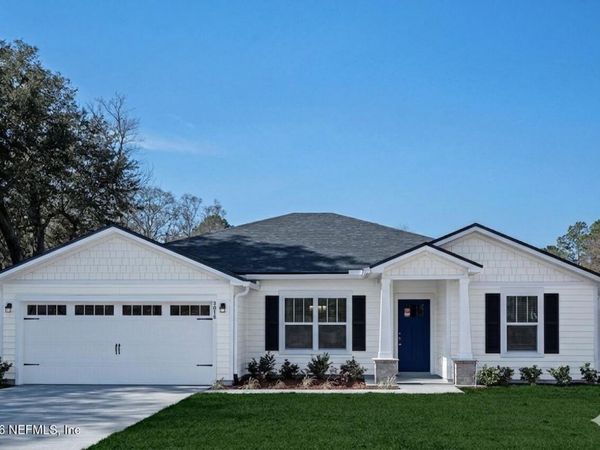 13747 HOLLINGS Street, Jacksonville, FL 32218