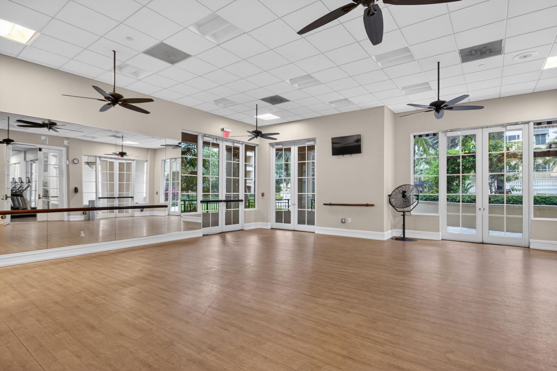 16102 Emerald Estates Drive, Unit 220, Weston, FL 33331 Photo