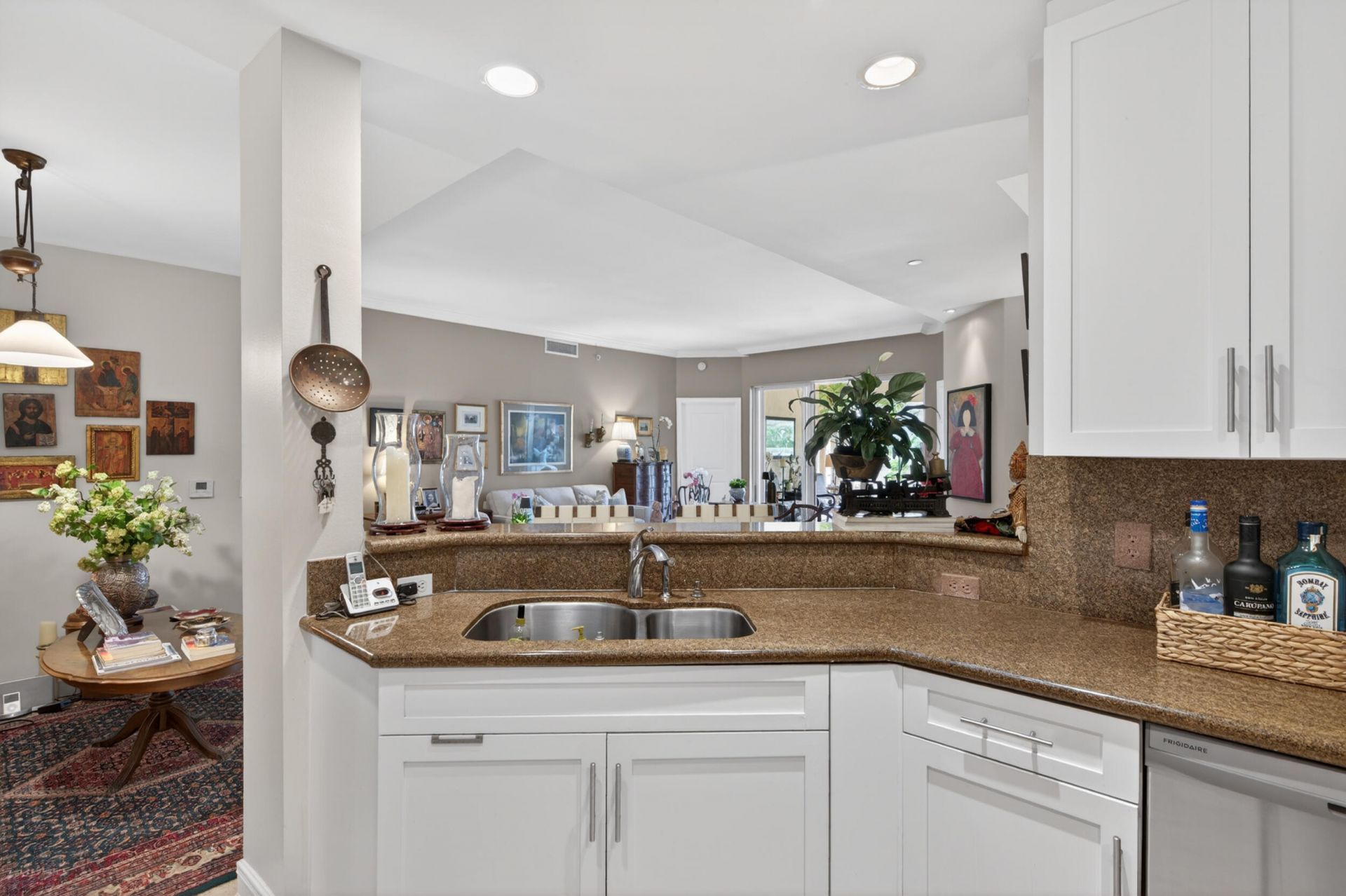16102 Emerald Estates Drive, Unit 220, Weston, FL 33331 Photo