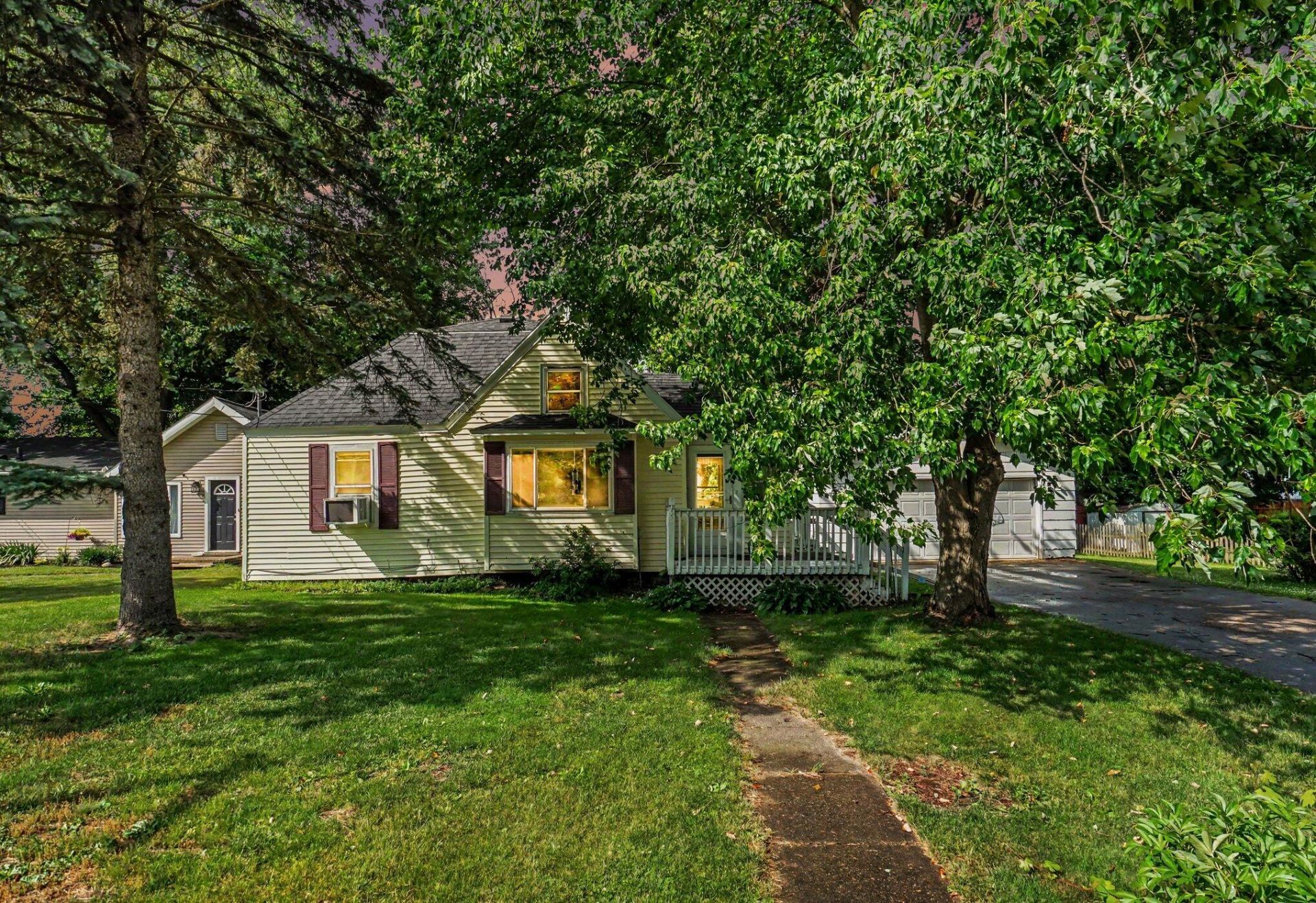 312 Mechanic Street, Stockbridge, MI 49285 Main Photo