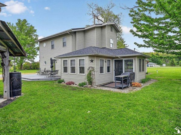 9799 Sylvania Petersburg Road, Ottawa Lake, MI 49267