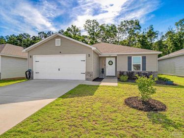 6453 June Bug Dr, Milton, FL 32583