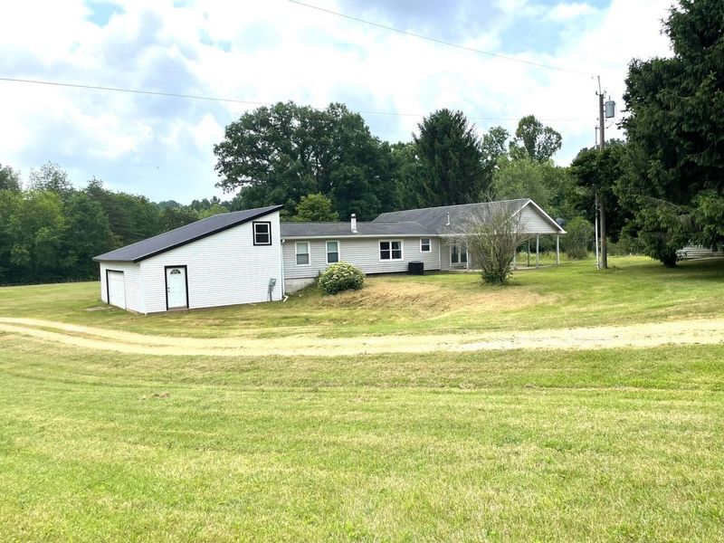15351 Berry Road, Logan, OH 43138 Photo 6