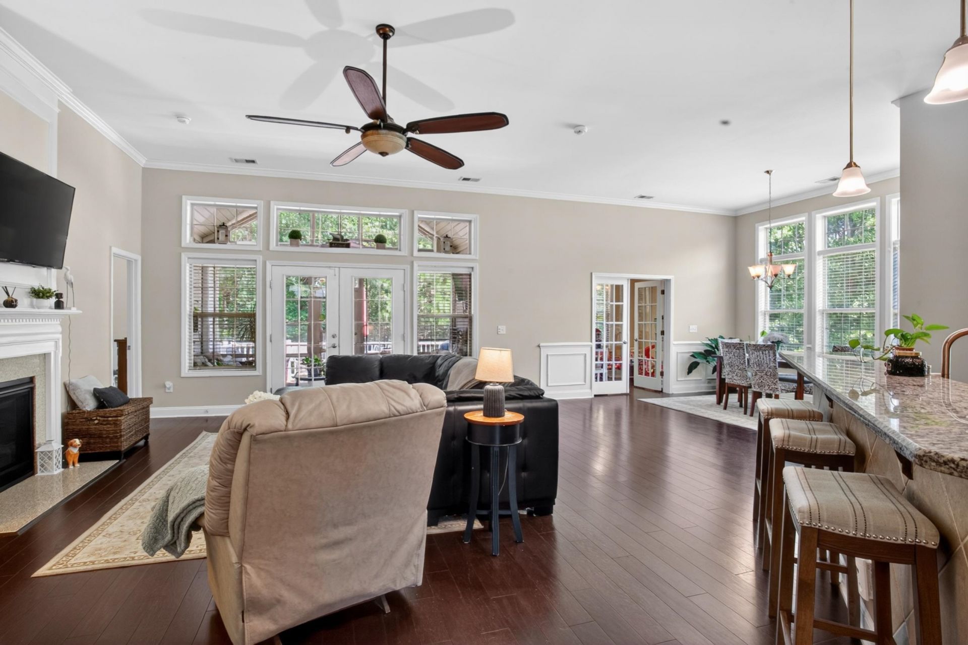 20 Fieldstone Ct.  Photo 6