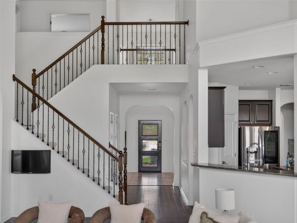 700 Ledge Stone DR, Austin, TX 78737