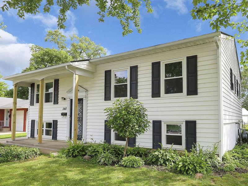 548 Empire Drive N, Columbus, OH 43230 Photo 3
