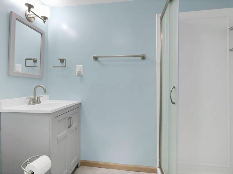 548 Empire Drive N, Columbus, OH 43230 Photo 34