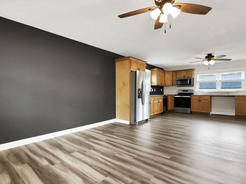 548 Empire Drive N, Columbus, OH 43230 Photo 9