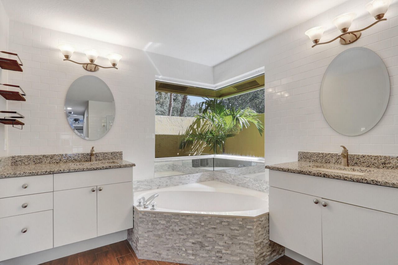 1097 Egret Circle N, Jupiter, FL 33458 Photo
