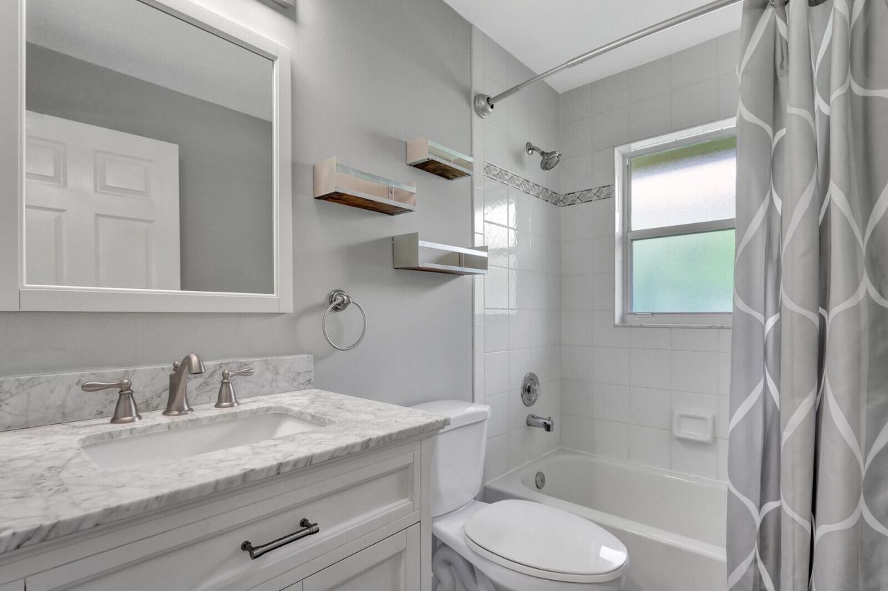 1097 Egret Circle N, Jupiter, FL 33458 Photo