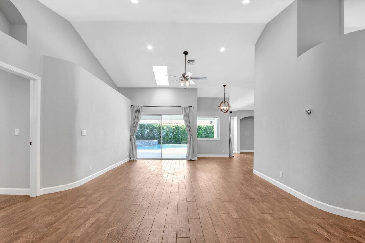 1097 Egret Circle N, Jupiter, FL 33458 Photo