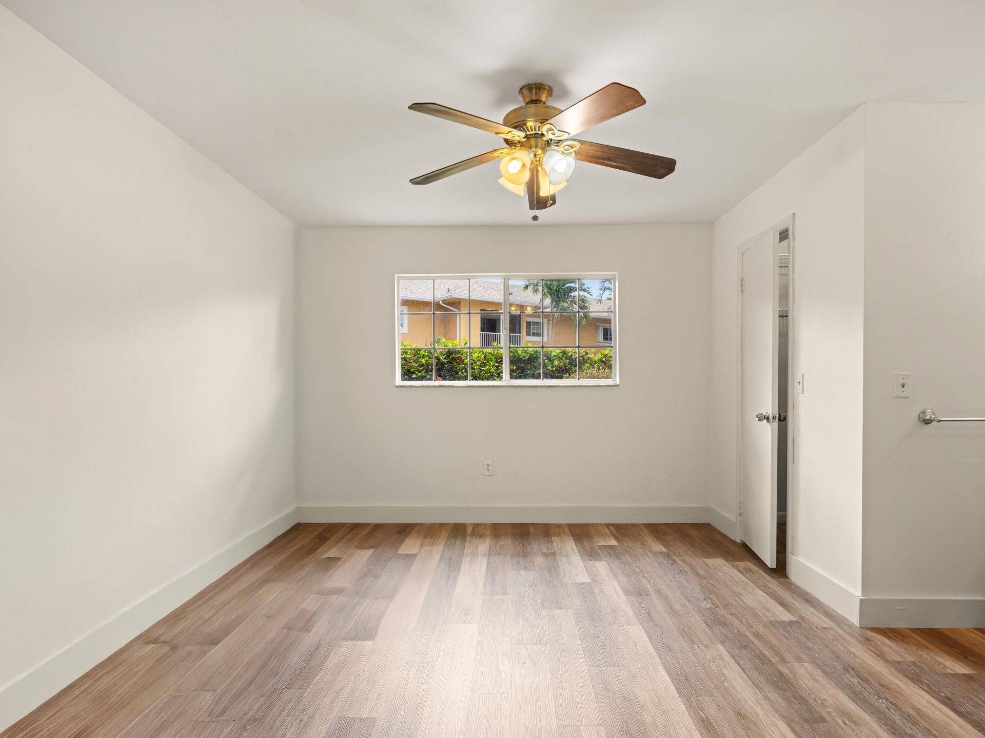 811 SE 4th Avenue, Unit C103, Dania Beach, FL 33004 Photo