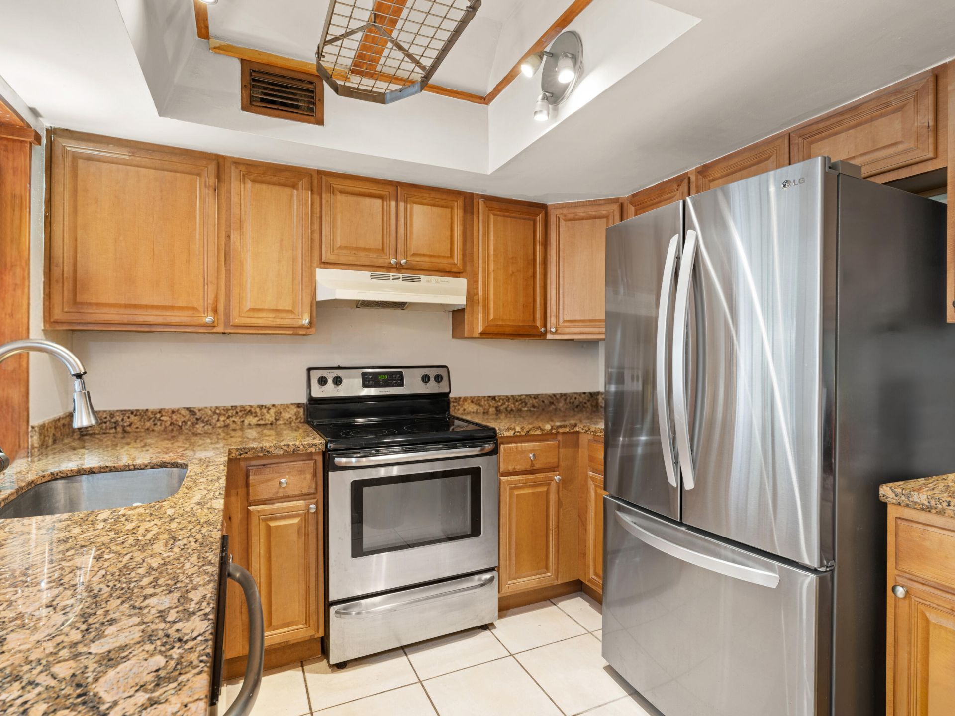 811 SE 4th Avenue, Unit C103, Dania Beach, FL 33004 Photo